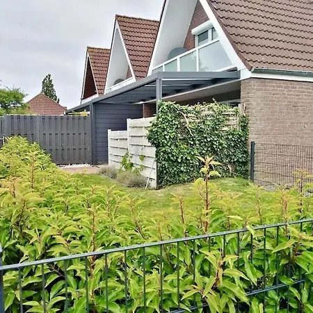 With 2 Bedrooms Appartamento