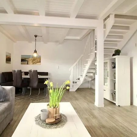 With 2 Bedrooms Appartamento *